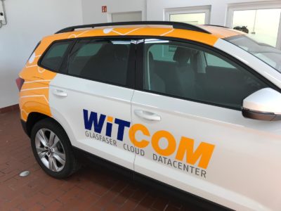 Fahrzeugbeschriftung Wiesbaden Witcom SUV Teilfolierung